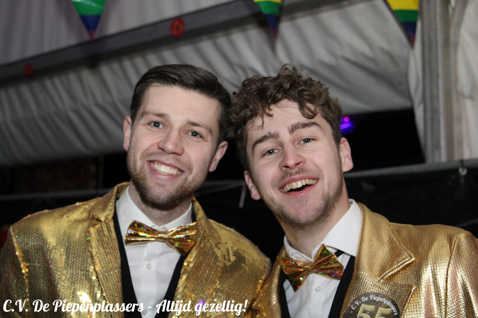 08 0 Tot 100 Carnaval